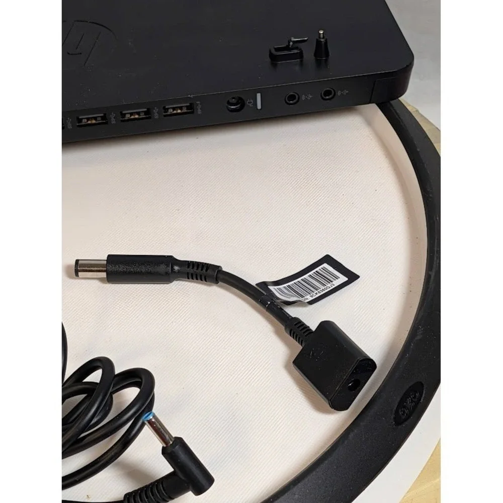HP UltraSlim Docking Station D9Y32AA Black Excellent USB 3.0 DisplayPort VGA